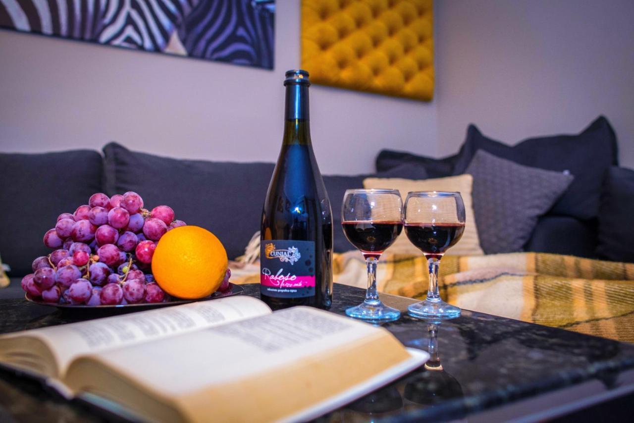 Ornava Boutique Apartments 테르노필 외부 사진